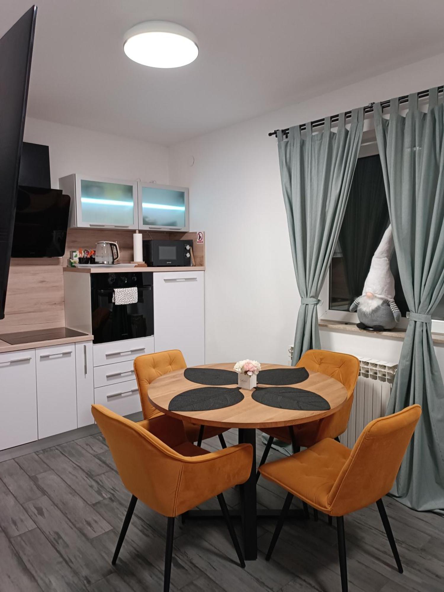 זאגרב Apartman Na Jezeru מראה חיצוני תמונה