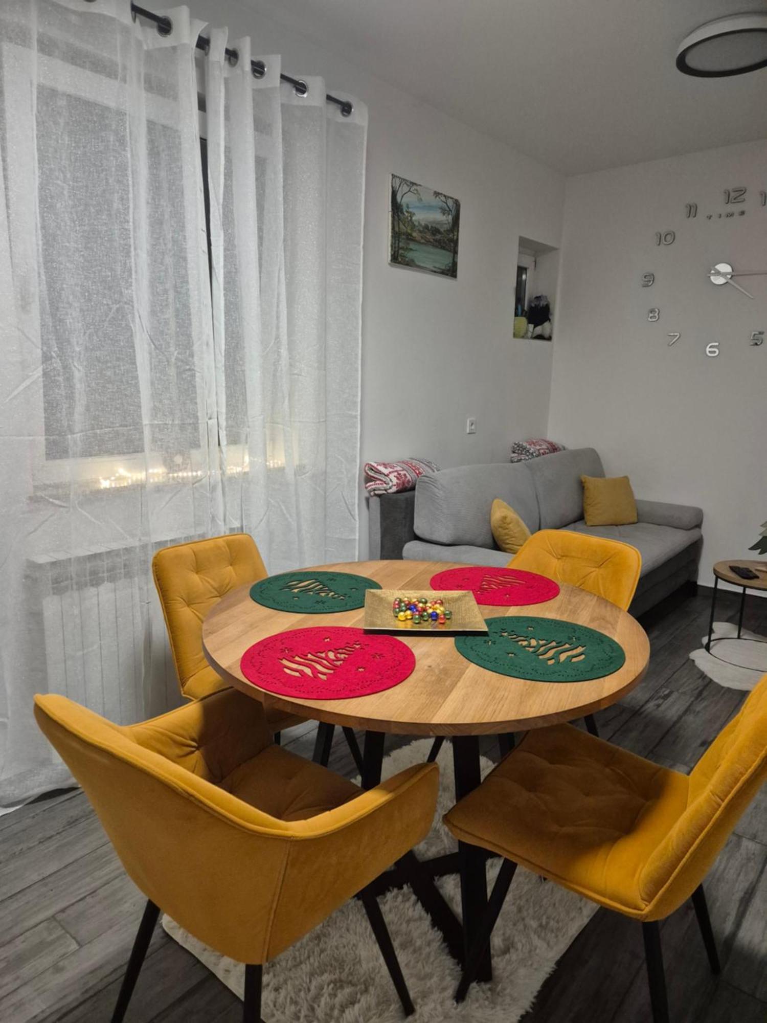 זאגרב Apartman Na Jezeru מראה חיצוני תמונה